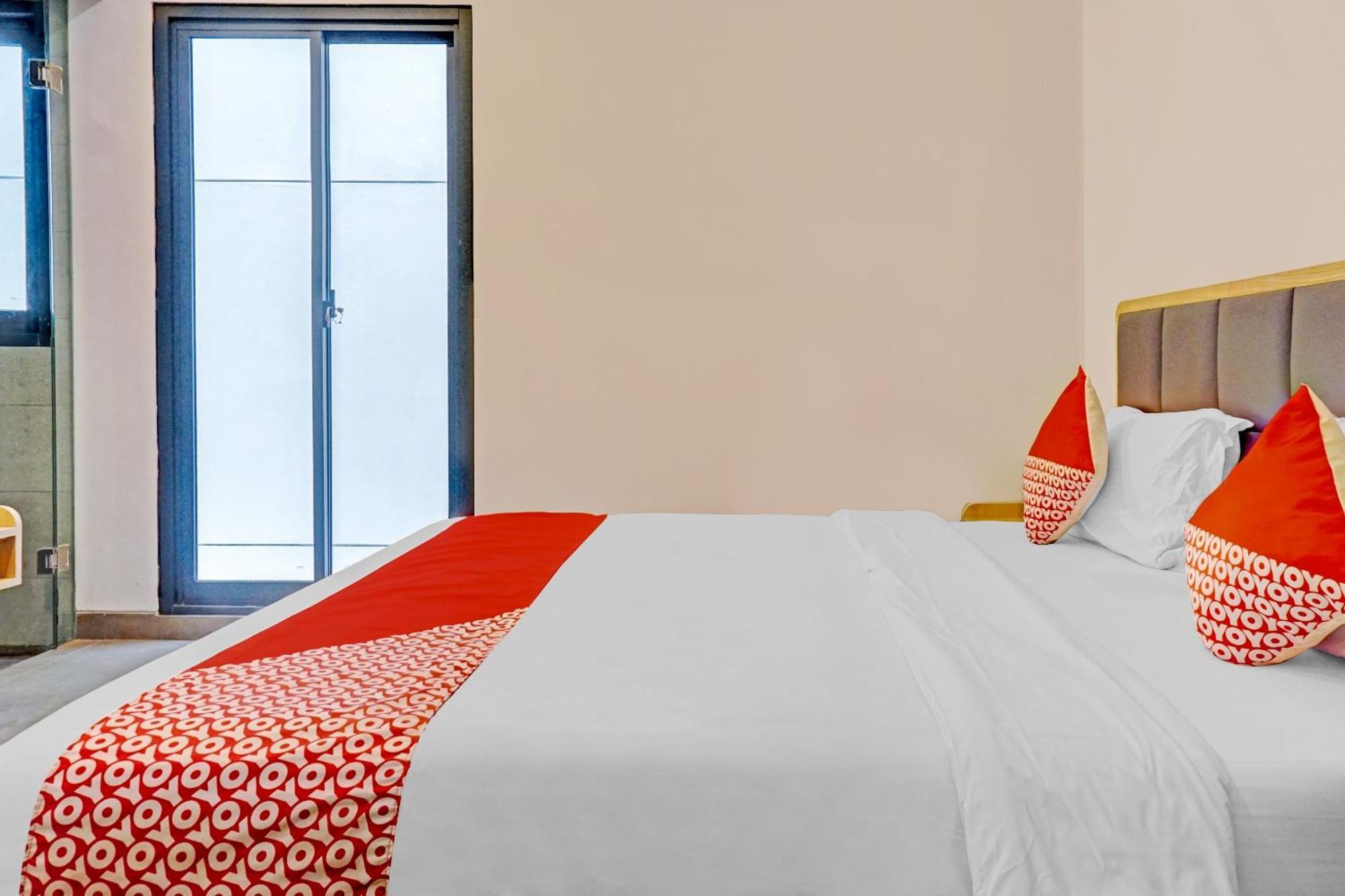 Super Oyo Capital O 90635 Tango Juliet Residence Yakarta Exterior foto
